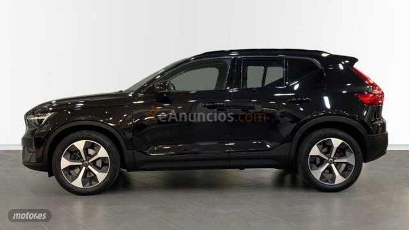 Volvo XC40 2.0 B3 PLUS DARK AUTO 5P de 2022 con 42.793 Km por 32.850 EUR. en Murcia