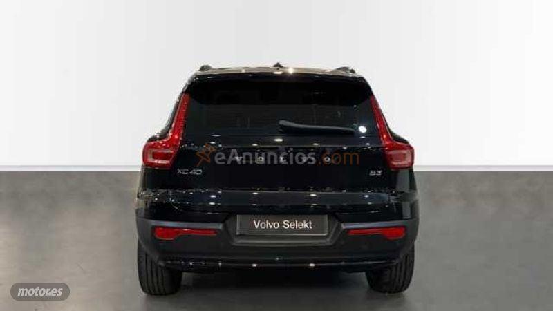 Volvo XC40 2.0 B3 PLUS DARK AUTO 5P de 2022 con 42.793 Km por 32.850 EUR. en Murcia