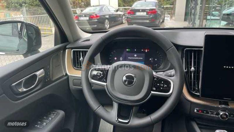 Volvo XC 60 2.0 B5 P MHEV PLUS DARK AUTO 4WD 5P de 2026 con 1 Km por 56.800 EUR. en Vizcaya