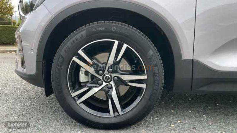 Volvo XC40 2.0 B3 MHEV PLUS DARK DCT 5P de 2026 con 20.774 Km por 38.400 EUR. en Vizcaya