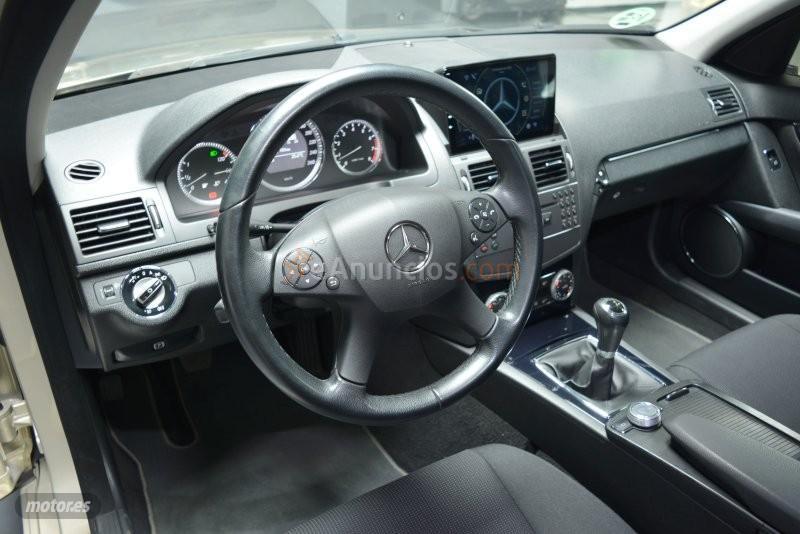 Mercedes Clase C C 180 CGI BE Avant. Blue Efficiency Ed. de 2010 con 183.000 Km por 8.500 EUR. en Madrid