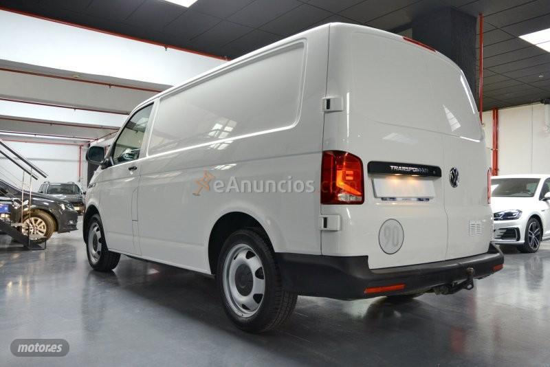 Volkswagen Transporter Furgon Batalla Corta TN 2.0 TDI BMT 4Motion 150 CV de 2020 con 180.000 Km por 18.350 EUR. en Madrid