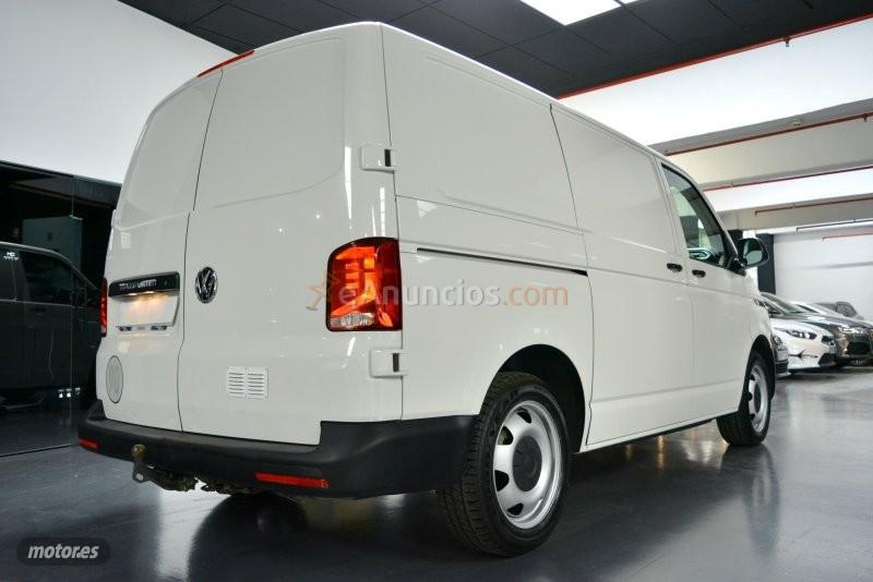 Volkswagen Transporter Furgon Batalla Corta TN 2.0 TDI BMT 4Motion 150 CV de 2020 con 180.000 Km por 18.350 EUR. en Madrid