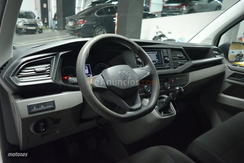 Volkswagen Transporter Furgon Batalla Corta TN 2.0 TDI BMT 4Motion 150 CV de 2020 con 180.000 Km por 18.350 EUR. en Madrid