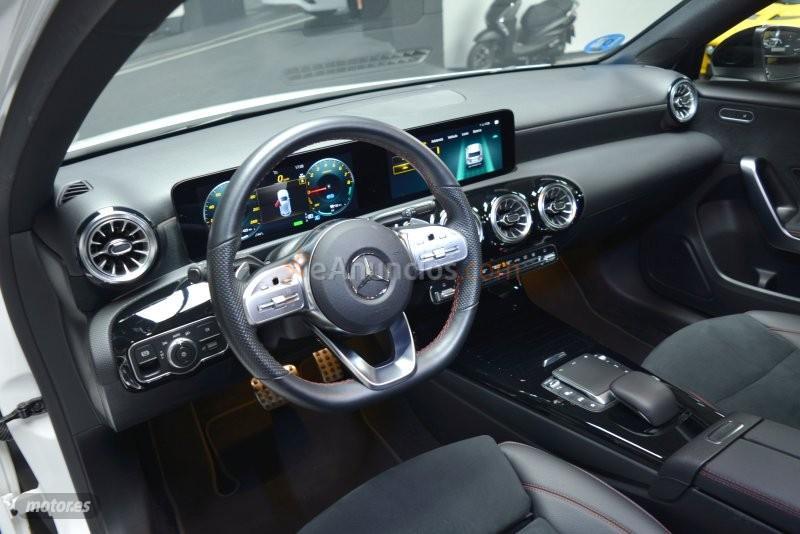 Mercedes Clase A A 250 e con tecnologia hibrida EQ de 2023 con 76.000 Km por 29.500 EUR. en Madrid
