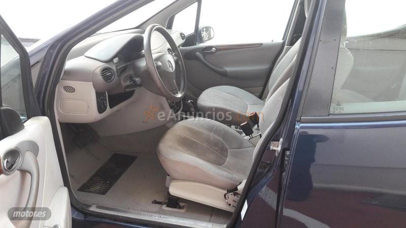 Mercedes Clase A A 160 ELEGANCE de 2003 con 145.000 Km por 1.600 EUR. en Madrid