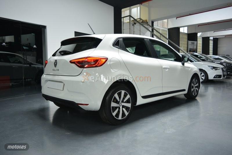 Renault Clio Equilibre Blue dCi 74 kW (100 CV) de 2023 con 186.000 Km por 10.800 EUR. en Madrid