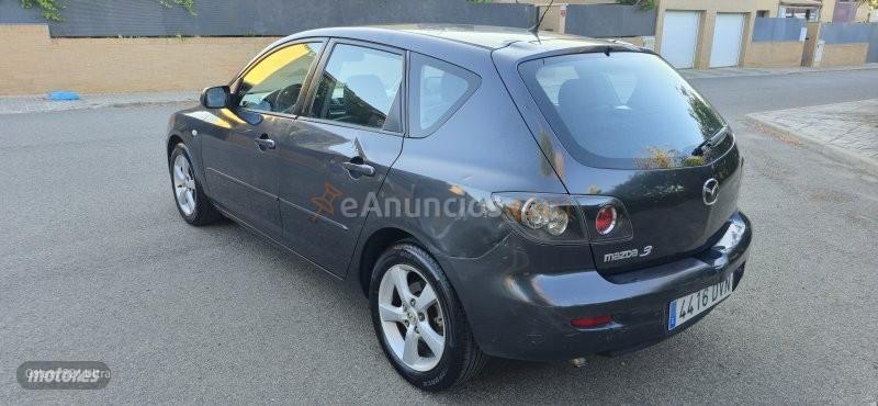 Mazda Mazda3 1.6 CD DIESEL 110CV de 2006 con 332.700 Km por 2.250 EUR. en Ciudad Real