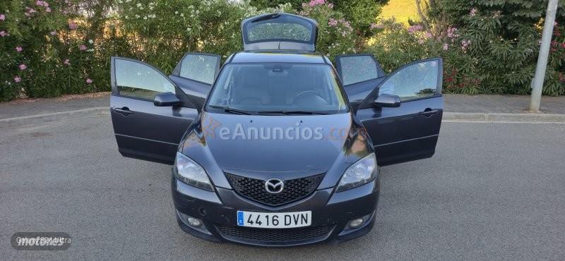 Mazda Mazda3 1.6 CD DIESEL 110CV de 2006 con 332.700 Km por 2.250 EUR. en Ciudad Real