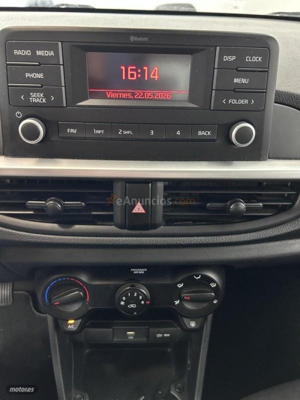 Kia Picanto 1.0 65 CV CONCEPT de 2022 con 21.829 Km por 11.600 EUR. en Tenerife