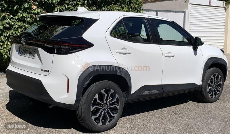 Toyota Yaris Cross ACTIVE de 2023 con 49.250 Km por 20.000 EUR. en Madrid