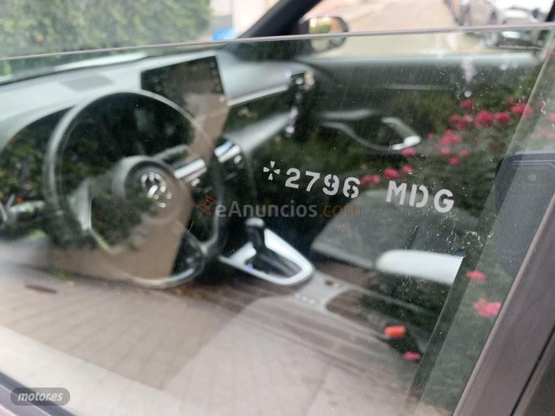 Toyota Yaris Cross ACTIVE de 2023 con 49.250 Km por 20.000 EUR. en Madrid