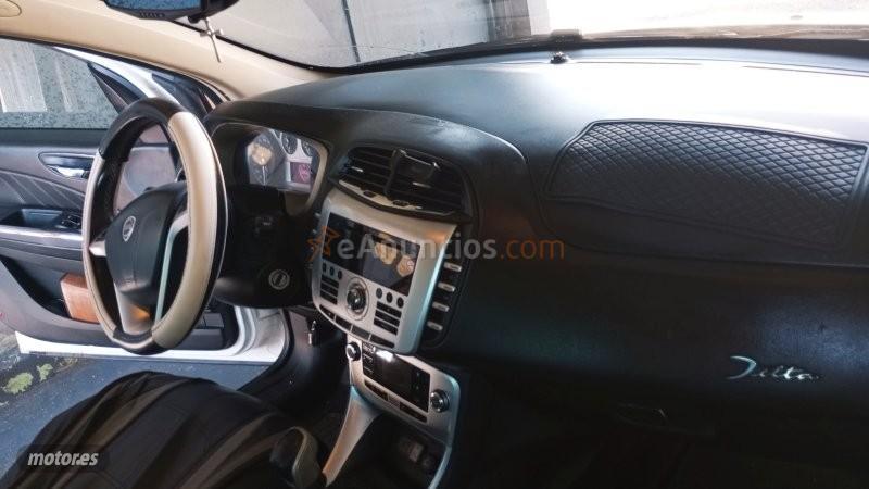 Lancia Delta 150cv de 2009 con 159.000 Km por 5.590 EUR. en Malaga