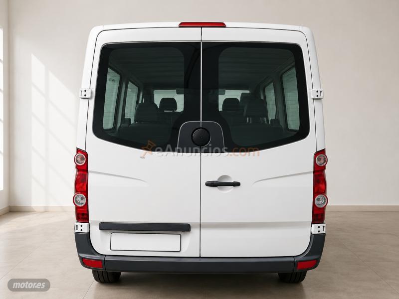Volkswagen Crafter 2.5 TDi 109 CV 8 Plazas, En Automocion Pere de 2010 con 175.000 Km por 13.990 EUR. en Tarragona