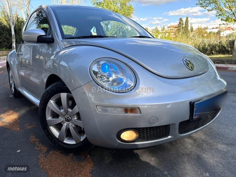 Volkswagen Beetle 1.4 FSI VOGUE-KLIMA AC-LLANTAS-CD-ALARMA de 2018 con 159.000 Km por 6.700 EUR. en Granada