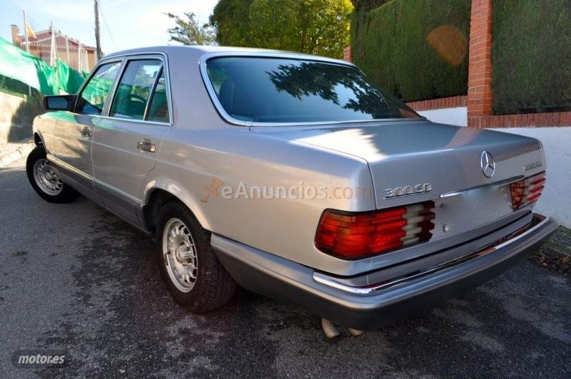 Mercedes Clase S W126 300TD AMERICANO-PIEL-KLIMA-ELEGANCE-AUT de 1983 con 107.000 Km por 19.700 EUR. en Granada