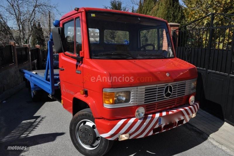 Mercedes Transporter 811d grua portacochex3 piel-perfecta de 1988 con 67.000 Km por 28.900 EUR. en Granada