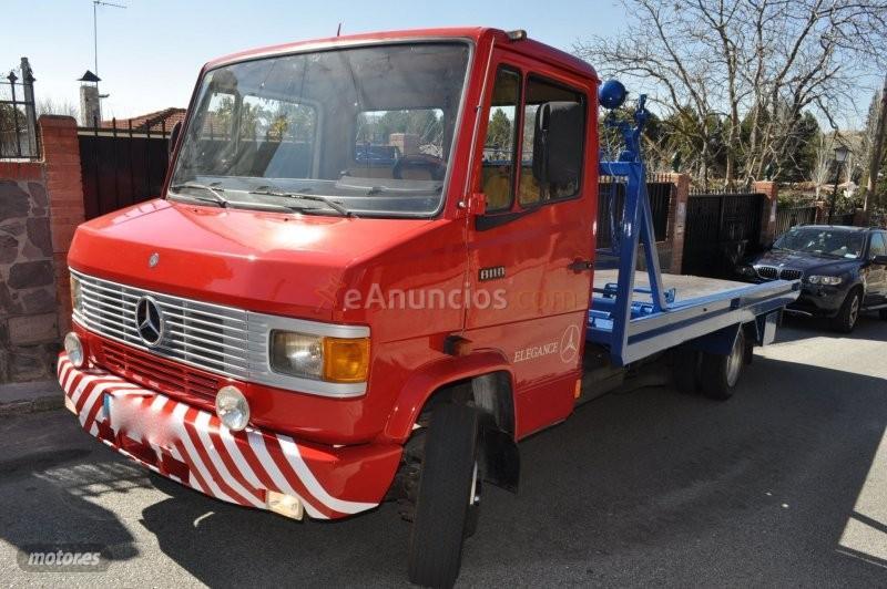 Mercedes Transporter 811d grua portacochex3 piel-perfecta de 1988 con 67.000 Km por 28.900 EUR. en Granada