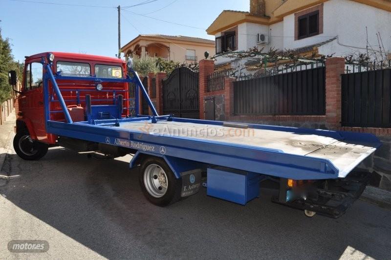 Mercedes Transporter 811d grua portacochex3 piel-perfecta de 1988 con 67.000 Km por 28.900 EUR. en Granada