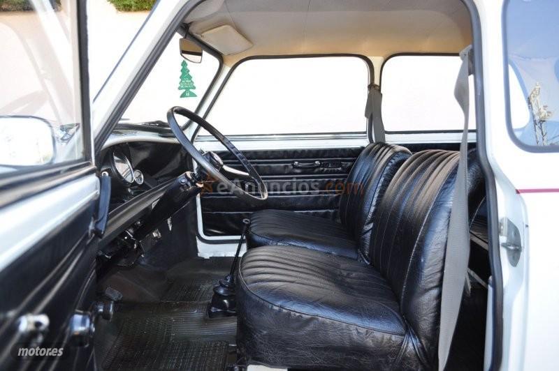Mini Countryman 850 morris cLUBman original de 1973 con 33.000 Km por 12.700 EUR. en Granada