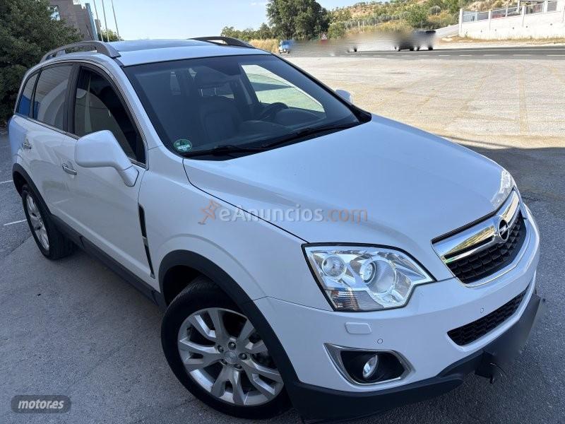 Opel Antara 2.2 CDTI 4X4 PIEL-BIXENON-NAVI DVD-TECHO CRISTAL-FULL de 2013 con 139.000 Km por 8.900 EUR. en Granada
