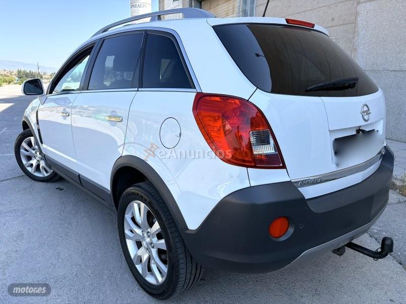 Opel Antara 2.2 CDTI 4X4 PIEL-BIXENON-NAVI DVD-TECHO CRISTAL-FULL de 2013 con 139.000 Km por 8.900 EUR. en Granada