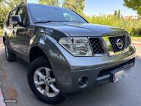 Nissan Pathfinder 2.5 TDI 4X4 NAVI COMAND CAM TV-KLIMATIZADOR-LLANTAS 4X4 de 2008 con 197.000 Km por 12.700 EUR. en Granada