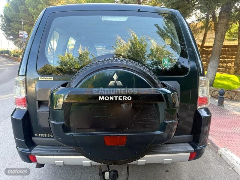 Mitsubishi Montero 3.2 DID L 4X4 REDUCTORAS-KLIMATIZADOR-LLANTAS-cam tv de 2011 con 249.000 Km por 15.900 EUR. en Granada