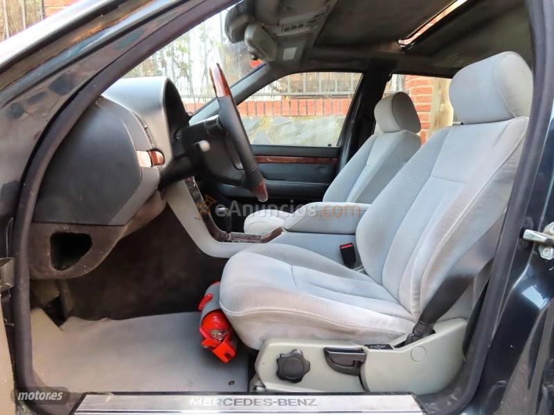 Mercedes Clase S 300. TURBO DIESEL ELEGANCE-BOSE-KLIMA de 1997 con 457.000 Km por 8.700 EUR. en Granada