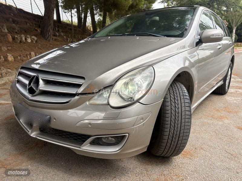Mercedes Clase R 320 CDI V6 4MATIC-PANORAMICO-NAVI DVD-FULL de 2007 con 237.000 Km por 6.900 EUR. en Granada