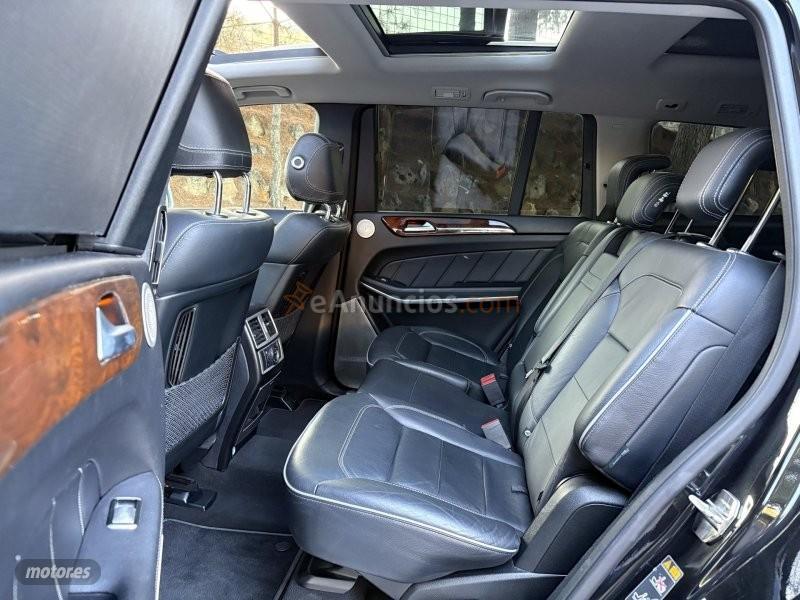Mercedes Clase GLS 350D AMG 4MATIC-DESIGNO-PIEL-PANORAMICO-CAR PLAY de 2015 con 187.000 Km por 32.700 EUR. en Granada
