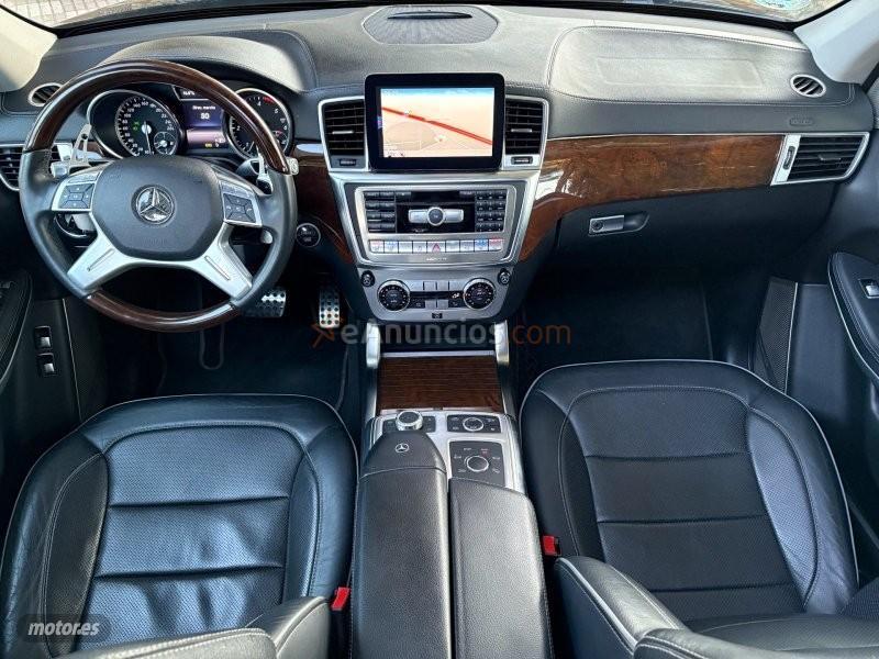 Mercedes Clase GLS 350D AMG 4MATIC-DESIGNO-PIEL-PANORAMICO-CAR PLAY de 2015 con 187.000 Km por 32.700 EUR. en Granada