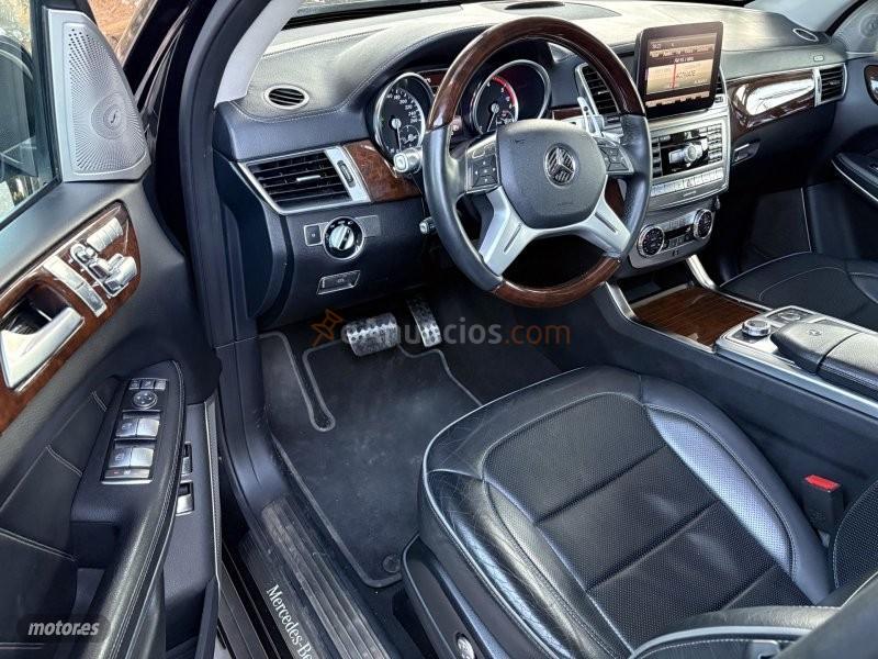 Mercedes Clase GLS 350D AMG 4MATIC-DESIGNO-PIEL-PANORAMICO-CAR PLAY de 2015 con 187.000 Km por 32.700 EUR. en Granada