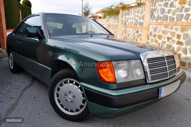 Mercedes Clase E 220 coupe elegance de 1994 con 257.000 Km por 10.700 EUR. en Granada