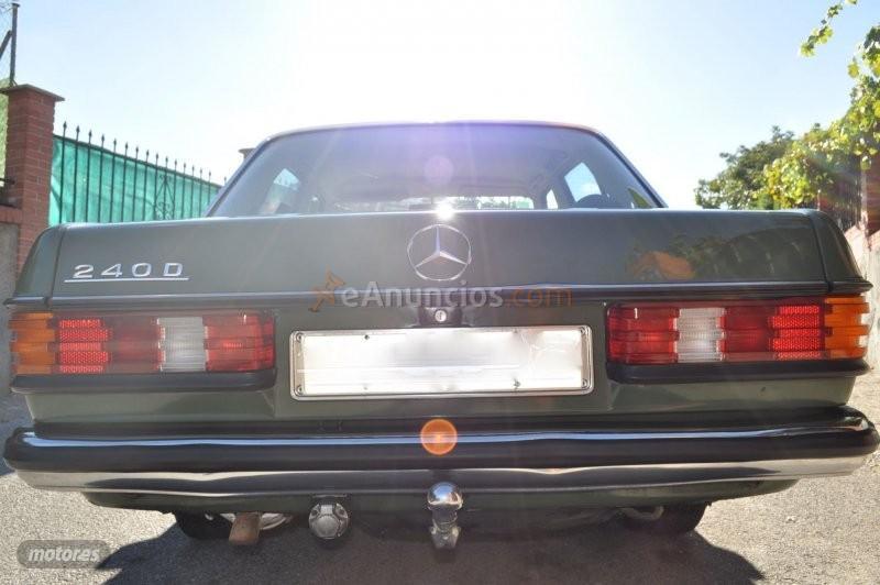 Mercedes Clase E w123 240d piel beige-klima de 1978 con 70.000 Km por 19.700 EUR. en Granada