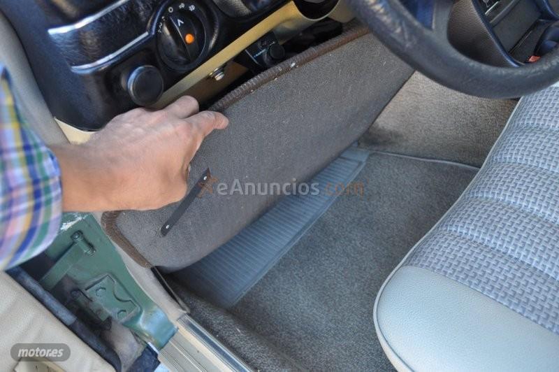Mercedes Clase E w123 240d piel beige-klima de 1978 con 70.000 Km por 19.700 EUR. en Granada