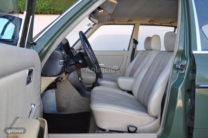 Mercedes Clase E w123 240d piel beige-klima de 1978 con 70.000 Km por 19.700 EUR. en Granada