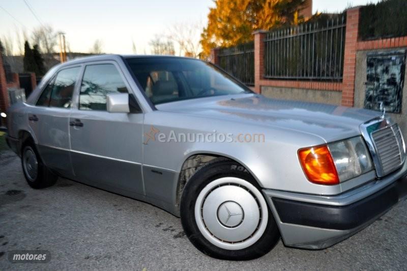 Mercedes Clase E 300D AUT KLIMA AC-TECHO ELECTRICO-ELEGANCE de 1991 con 377.000 Km por 5.700 EUR. en Granada
