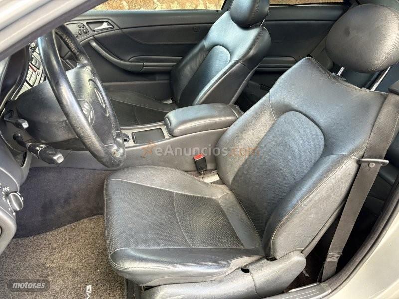 Mercedes Clase C C 30 CDI AMG PIEL-BIXENON-PANORAMICO-HARMAN-KLIMA de 2004 con 10.000 Km por 13.700 EUR. en Granada