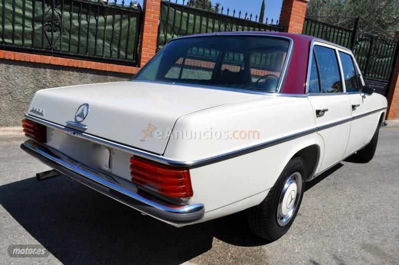 Mercedes 220 220D W115 8 COLECCIONISTA de 1979 con 80.000 Km por 23.700 EUR. en Granada