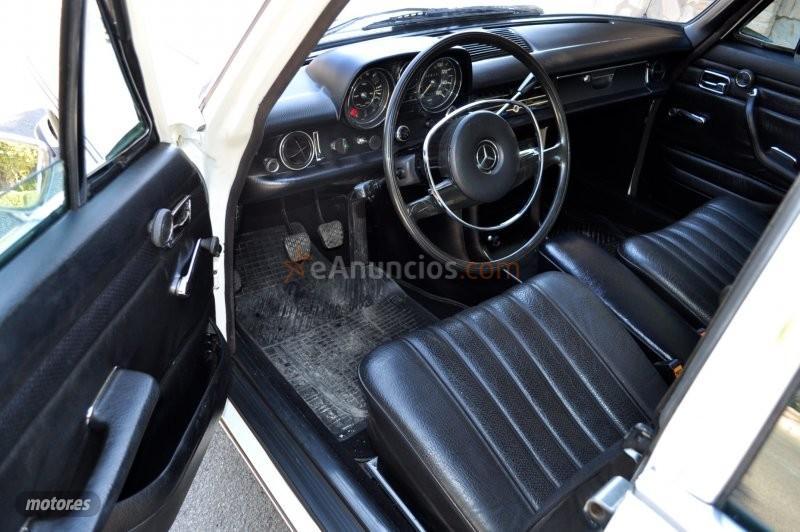 Mercedes 220 220D W115 8 COLECCIONISTA de 1979 con 80.000 Km por 23.700 EUR. en Granada