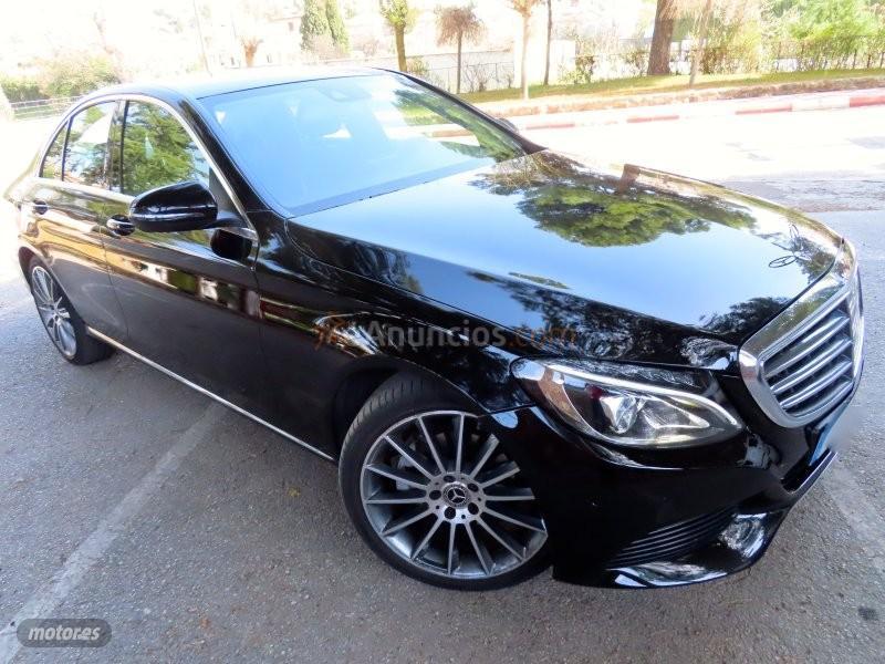 Mercedes Clase C 220D AVANTGARDE-PIEL-BIXENON LEDS-PARKTRONIC-6VEL-FULL de 2018 con 70.000 Km por 23.700 EUR. en Granada
