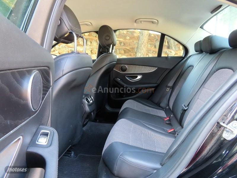 Mercedes Clase C 220D AVANTGARDE-PIEL-BIXENON LEDS-PARKTRONIC-6VEL-FULL de 2018 con 70.000 Km por 23.700 EUR. en Granada