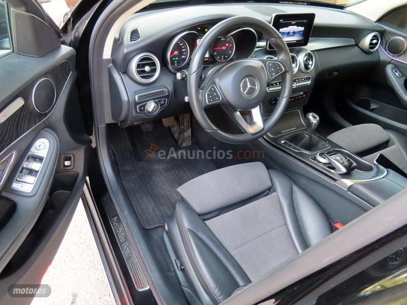 Mercedes Clase C 220D AVANTGARDE-PIEL-BIXENON LEDS-PARKTRONIC-6VEL-FULL de 2018 con 70.000 Km por 23.700 EUR. en Granada