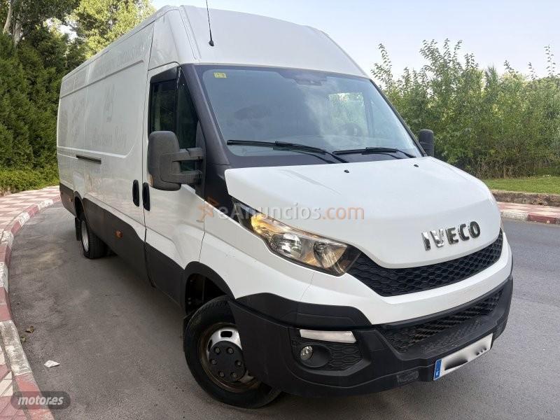 Iveco Daily 3.0d MAXI L ALTA XXL RUEDAS GEMELAS KLIMATIZADOR AC de 2016 con 250.000 Km por 16.900 EUR. en Granada