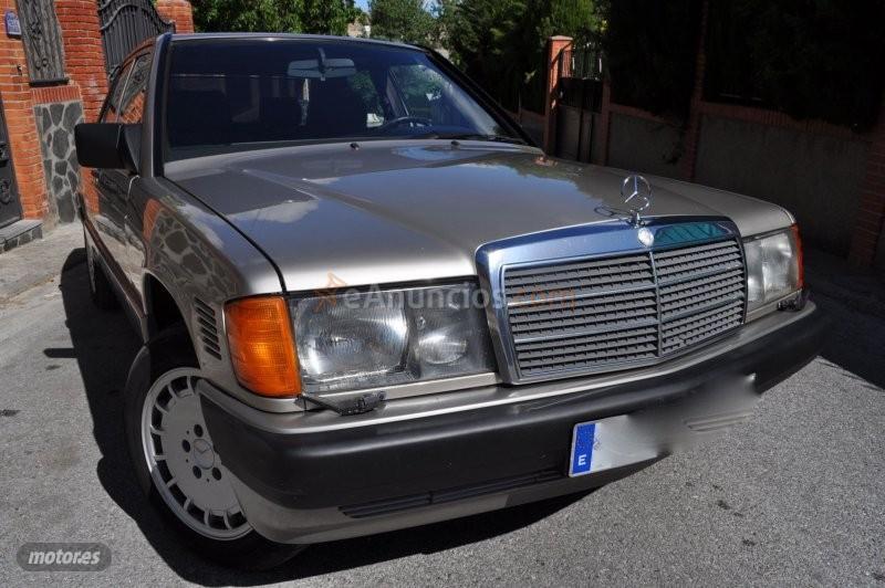 Mercedes 190 2.5 turbo diesel aut techo de 1990 con 199.000 Km por 10.700 EUR. en Granada