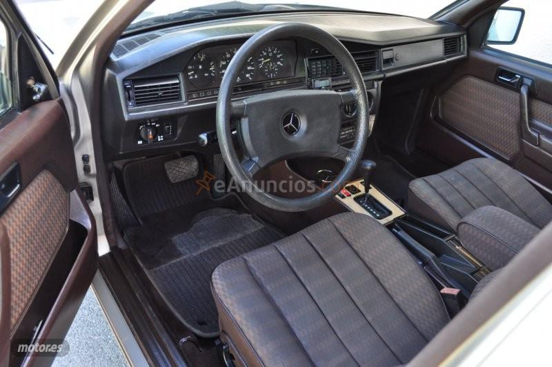 Mercedes 190 2.5 turbo diesel aut techo de 1990 con 199.000 Km por 10.700 EUR. en Granada