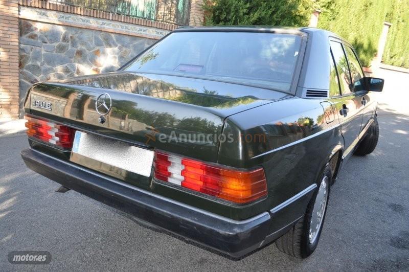 Mercedes 190 2.0 elegance klima de 1983 con 70.000 Km por 8.700 EUR. en Granada