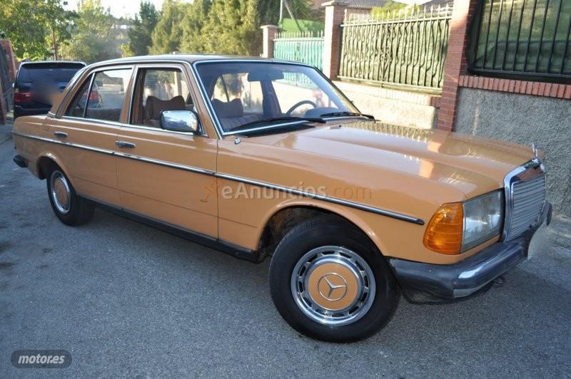 Mercedes 300 w 123 d piel naranja de 1979 con 126.000 Km por 9.500 EUR. en Granada