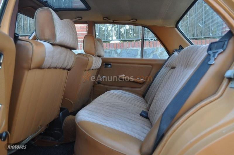 Mercedes 300 w 123 d piel naranja de 1979 con 126.000 Km por 9.500 EUR. en Granada